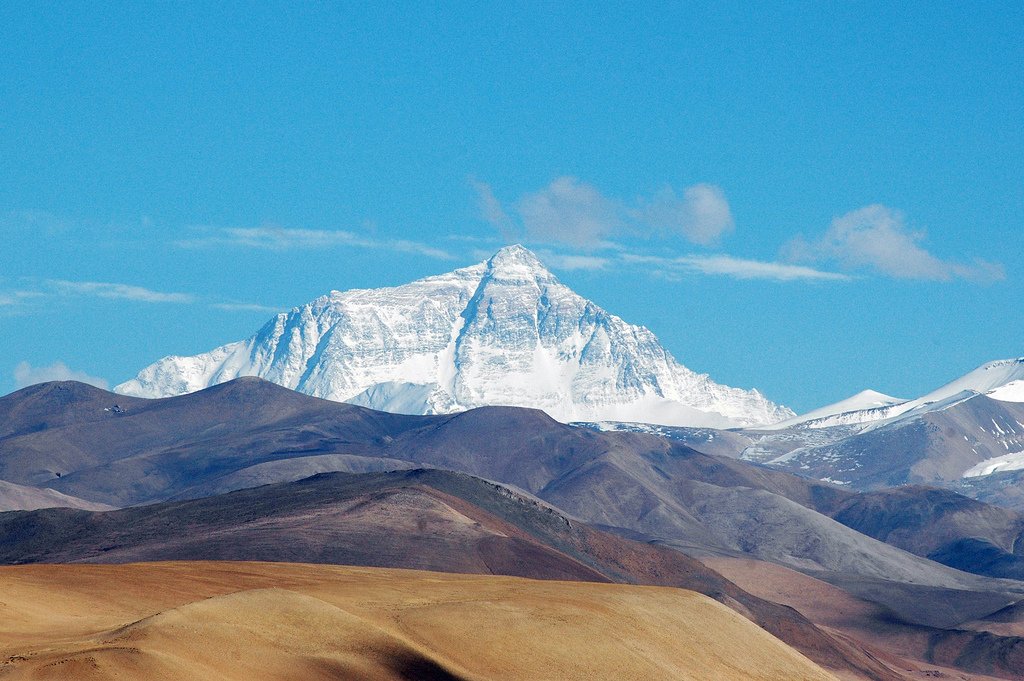 Everest: falta de seguridad y crisis del turismo de escalamiento