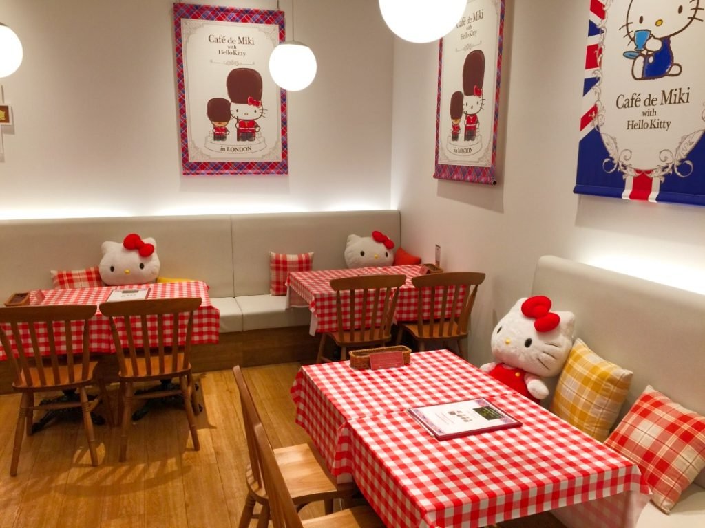 Cafe de Miki + Hello Kitty