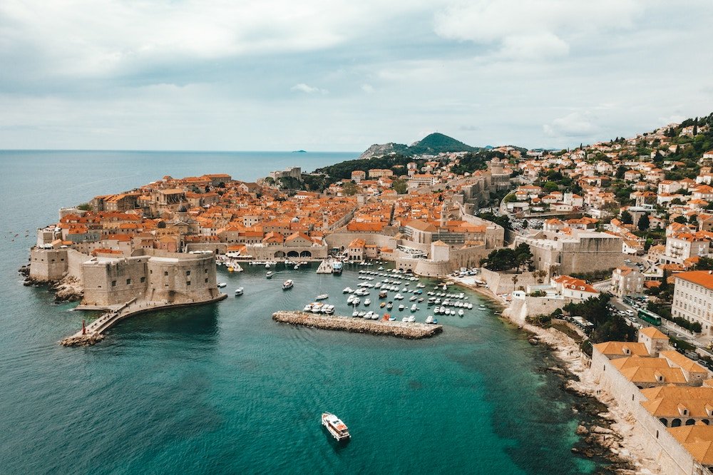 Dubrovnik, los carry on y los turistas